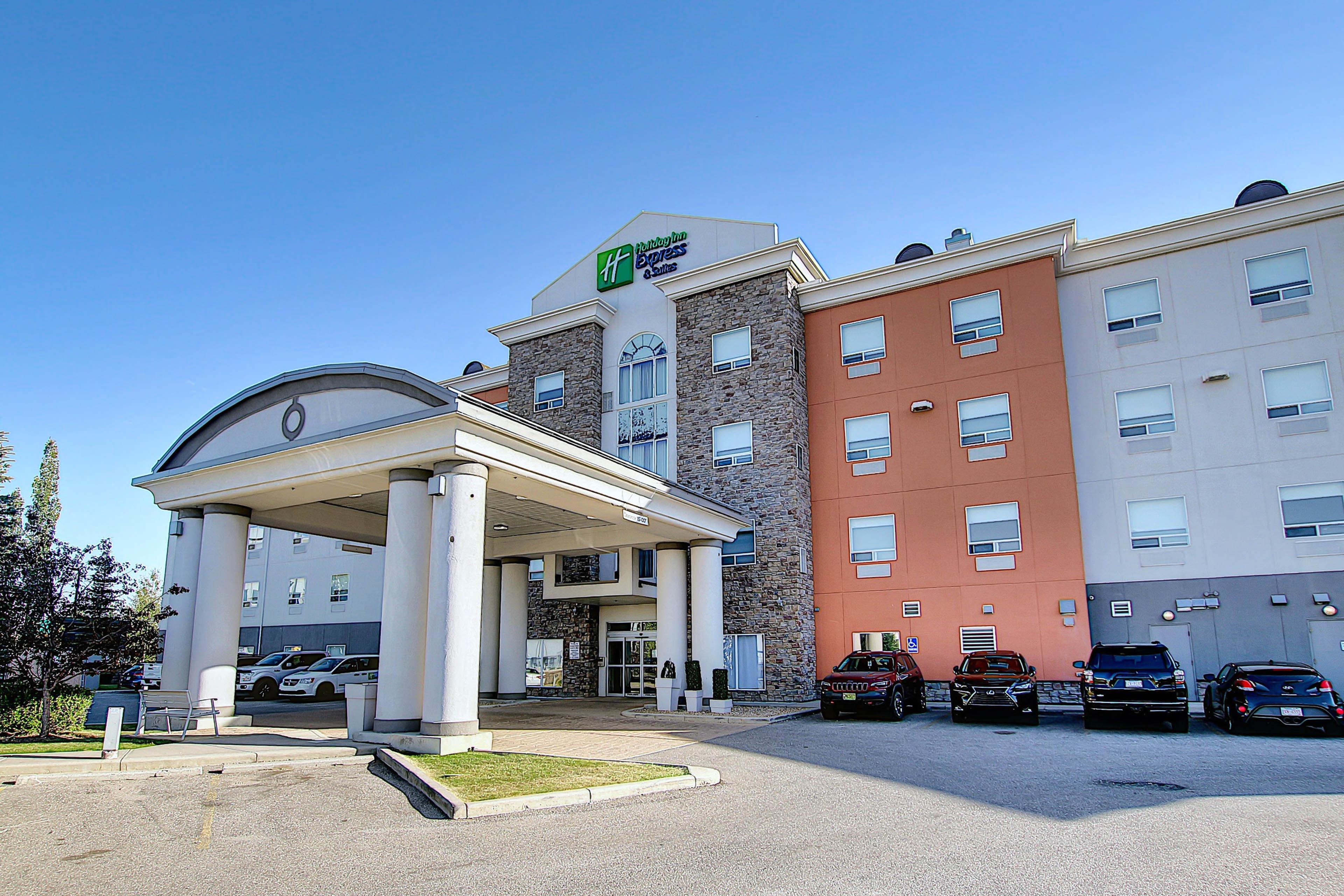 Holiday Inn Express Airport Calgary By Ihg YYC Exterior foto
